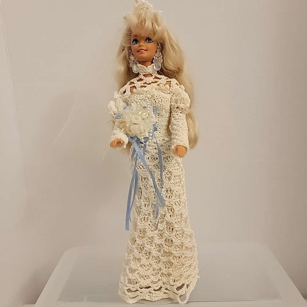 Vintage Barbie Doll Blonde Hair Sparkle Eyes Handmade Crocheted Bridal Outfit
